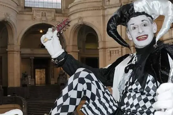 NORBERTIN alias Ralph Beilstein unterhält als Pantomime-Clown die Gäste beim Hannover Meeting 2024.
